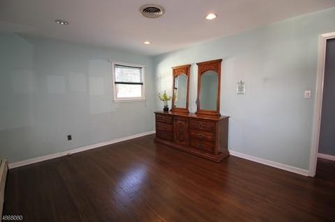 12 Burnside Pl, Wayne, NJ 07470 photo 10