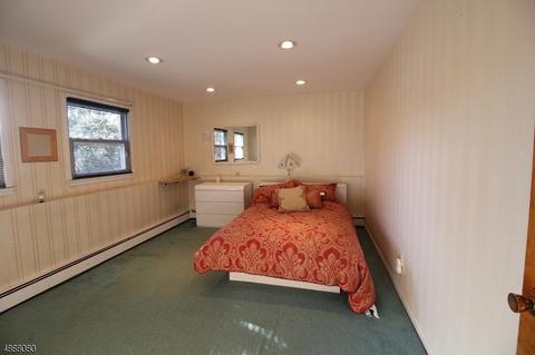 12 Burnside Pl, Wayne, NJ 07470 photo 17