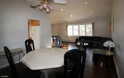 12 Burnside Pl, Wayne, NJ 07470 photo 4
