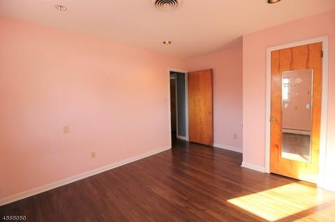 12 Burnside Pl, Wayne, NJ 07470 photo 14