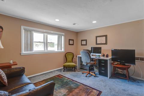 43 Haran Cir, Millburn, NJ 07041 photo 16