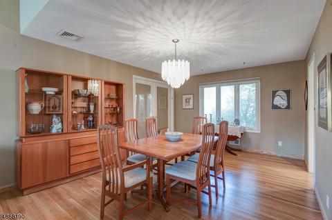43 Haran Cir, Millburn, NJ 07041 photo 6