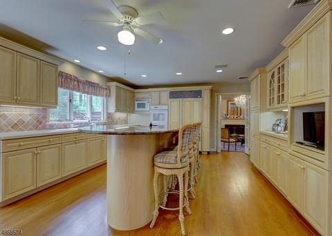 5 Starview Ct, Wayne, NJ 07470 photo 8