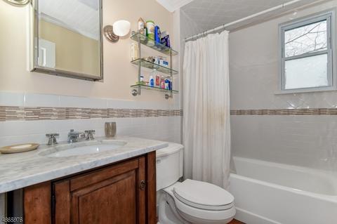 76 Chestnut St, Millburn, NJ 07041 photo 13
