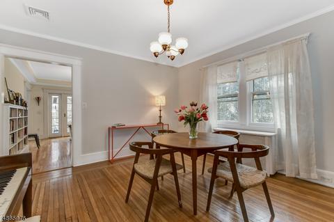 76 Chestnut St, Millburn, NJ 07041 photo 5