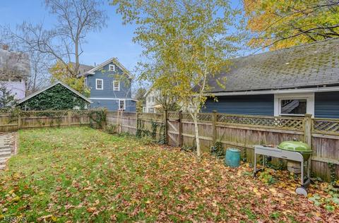 76 Chestnut St, Millburn, NJ 07041 photo 25