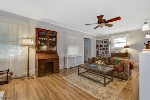 76 Chestnut St, Millburn, NJ 07041 photo 3