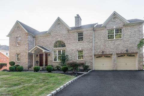 70 Thomas Dr, Clark, NJ 07066 photo 24