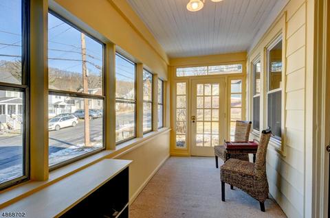 28 George St, Dover, NJ 07801 photo 3