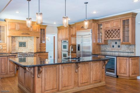 150 Circle View Ave, Berkeley Heights, NJ 07922 photo 8