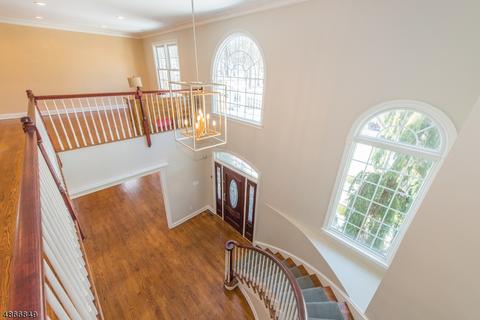 150 Circle View Ave, Berkeley Heights, NJ 07922 photo 2