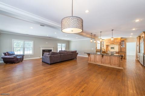 150 Circle View Ave, Berkeley Heights, NJ 07922 photo 10