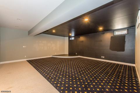 150 Circle View Ave, Berkeley Heights, NJ 07922 photo 19