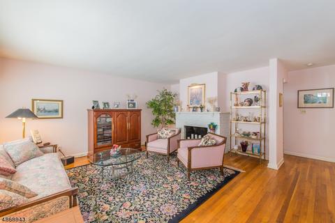 17 Elm Pl, Summit, NJ 07901 photo 4