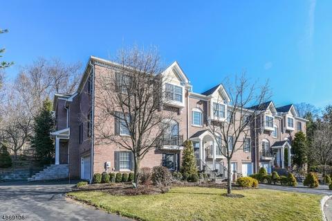 51 Spring Hill Cir, Wayne, NJ 07470 photo 2