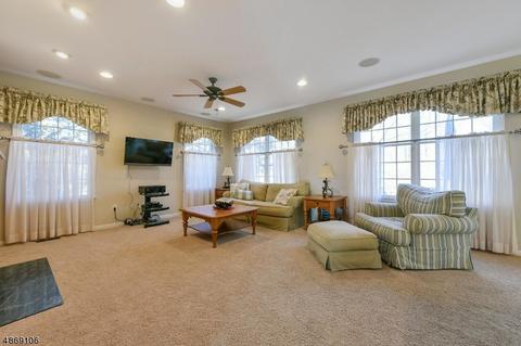 51 Spring Hill Cir, Wayne, NJ 07470 photo 6