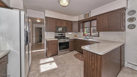 10 Boonstra Dr, Wayne, NJ 07470 photo 11