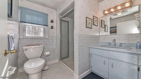 10 Boonstra Dr, Wayne, NJ 07470 photo 16