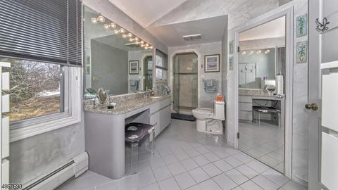 10 Boonstra Dr, Wayne, NJ 07470 photo 18