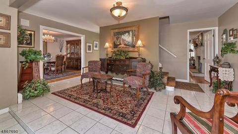10 Boonstra Dr, Wayne, NJ 07470 photo 4