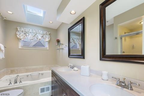 9 Valley View Dr, Bernards, NJ 07920 photo 12