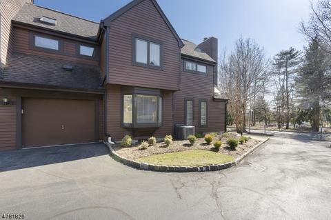 9 Valley View Dr, Bernards, NJ 07920 photo 1