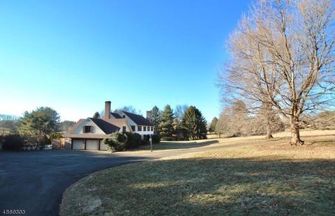 11 Corey Ln, Mendham, NJ 07945 photo 2