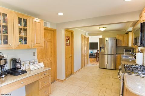 18 Ridge St, Waldwick, NJ 07463 photo 11
