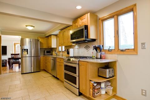 18 Ridge St, Waldwick, NJ 07463 photo 8