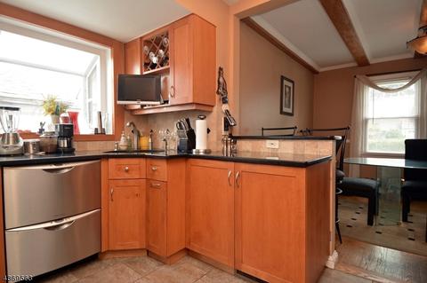 229 Louis St, Hackensack, NJ 07601 photo 8
