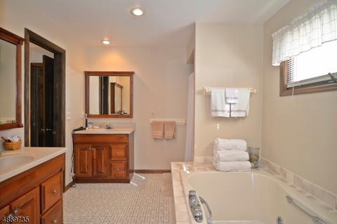 100 Ridge Rd, Hackettstown, NJ 07840 photo 6