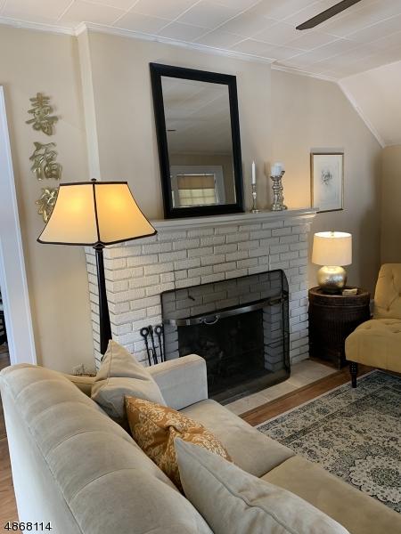 232 Maple Ter, North Plainfield, NJ 07060 photo 2