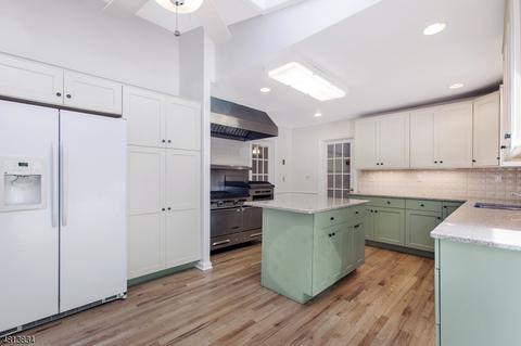 2 Summit Rd, Mendham, NJ 07945 photo 6