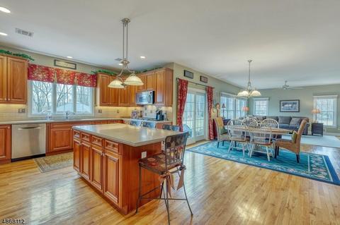 8 Doefield Rd, Califon, NJ 07830 photo 11