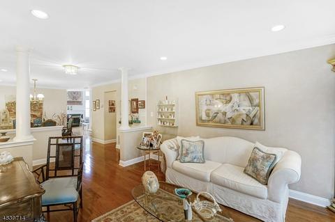20 Clark Ct, Bernards, NJ 07920 photo 4