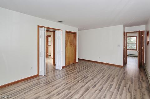 77 Maple Ave, Berkeley Heights, NJ 07922 photo 11