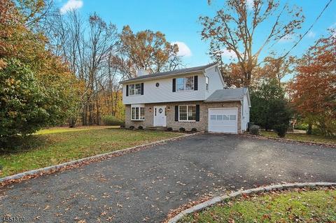 77 Maple Ave, Berkeley Heights, NJ 07922 photo 2