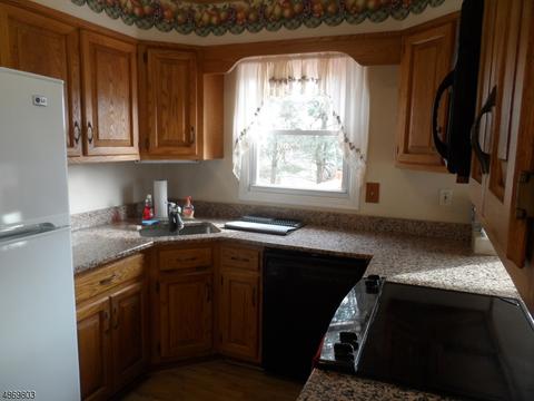 6 E Chrystal St, Dover, NJ 07801 photo 5