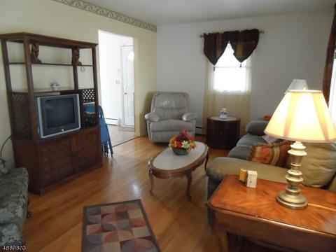 6 E Chrystal St, Dover, NJ 07801 photo 2