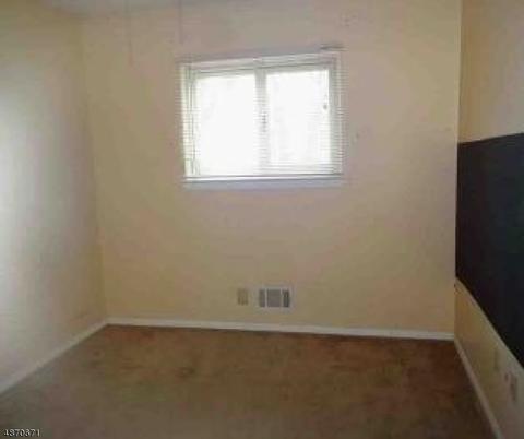 5 James Ct, Hackettstown, NJ 07840 photo 7