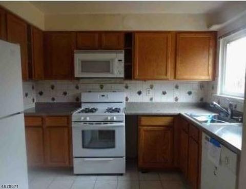 5 James Ct, Hackettstown, NJ 07840 photo 2