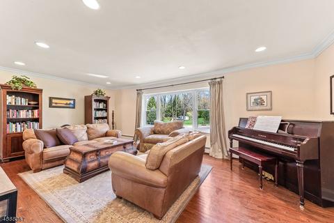 2 Bowers Dr, Mendham, NJ 07945 photo 6