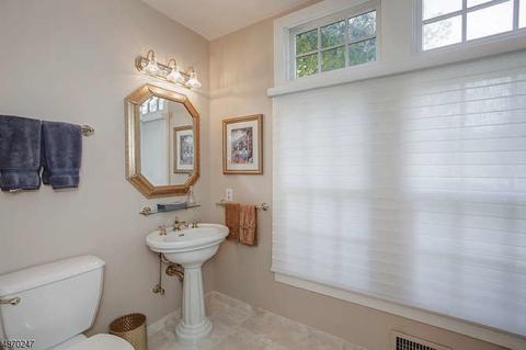 8 Cherry Ln, Mendham, NJ 07945 photo 10