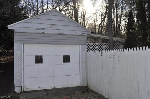 16 Lake Dr, Stanhope, NJ 07874 photo 14