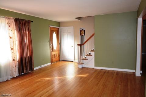 95 Franklin Ave, Saddle Brook, NJ 07663 photo 9