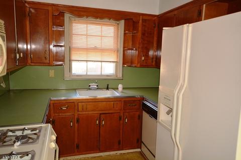 95 Franklin Ave, Saddle Brook, NJ 07663 photo 13