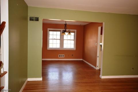 95 Franklin Ave, Saddle Brook, NJ 07663 photo 8
