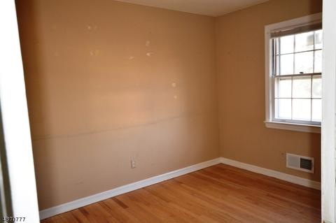 95 Franklin Ave, Saddle Brook, NJ 07663 photo 12