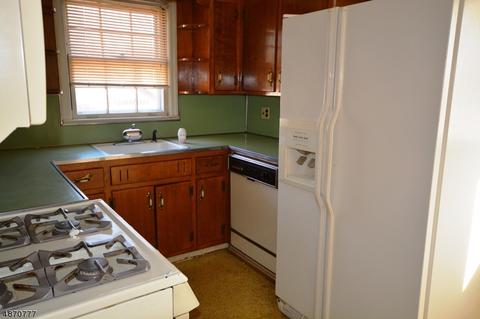 95 Franklin Ave, Saddle Brook, NJ 07663 photo 14