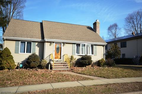 95 Franklin Ave, Saddle Brook, NJ 07663 photo 2